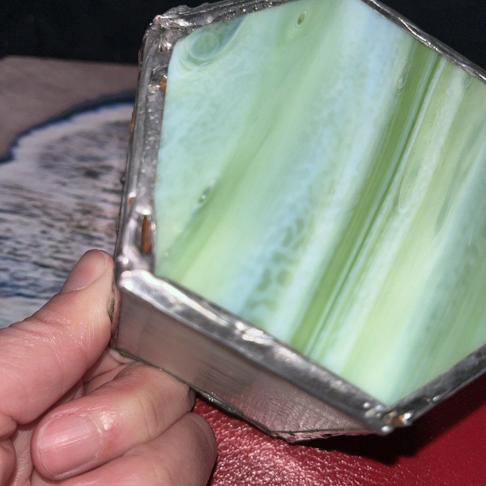 Handmade Stained Glass Lead Trimmed Trinket Dish/Bowl. White Sides W/ Green Base - Picture 5 of 13